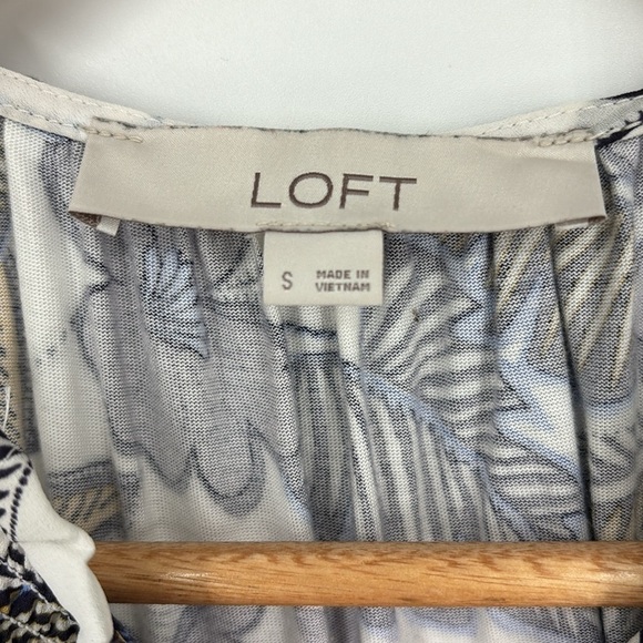 Loft Mixed Media Tropical Floral Halter Top Women’s Size Small in Purple & White - Picture 4 of 7